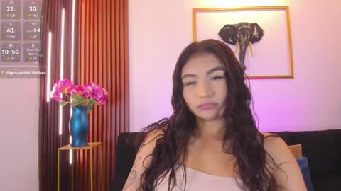 Snapshot of zayda_ chatting on 02-25-26, 08:29 Zayda online show from 02-25-26, 08:29