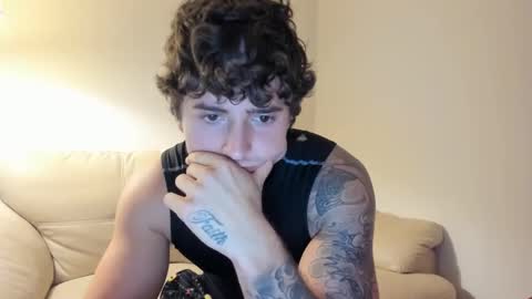 Snapshot of zaylanez chatting on 01-31-25, 02:04 Zay lanez online show from 01-31-25, 02:04