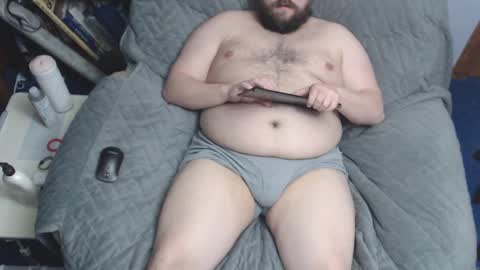 Snapshot of zazizzle chatting on 12-18-24, 02:10 zazizzle online show from 12-18-24, 02:10