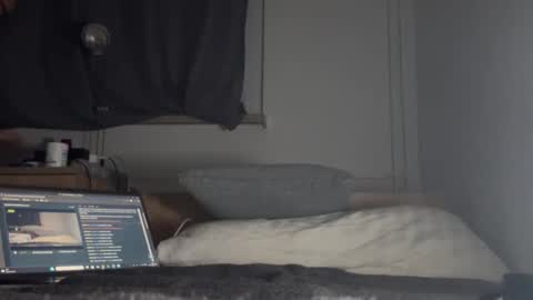 zbokk319121659104 online show from 11-20-25, 02:01