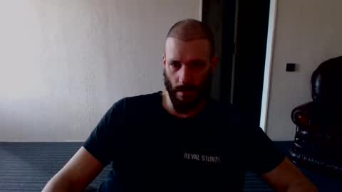 Snapshot of zebroroa chatting on 10-08-25, 08:12 zebroroa online show from 10-08-25, 08:12