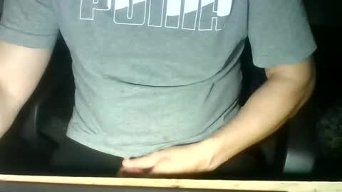 Snapshot of zeee18 chatting on 11-18-25, 09:30 zeee18 online show from 11-18-25, 09:30