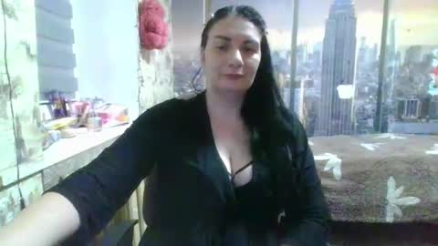 Snapshot of zefirkaaxe chatting on 01-18-25, 09:34 ZefirkaAxe online show from 01-18-25, 09:34