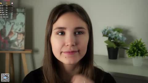 Emilia online show from 10-07-25, 01:14