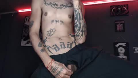 Snapshot of zeldrissss chatting on 11-12-25, 04:07 Zeldris online show from 11-12-25, 04:07