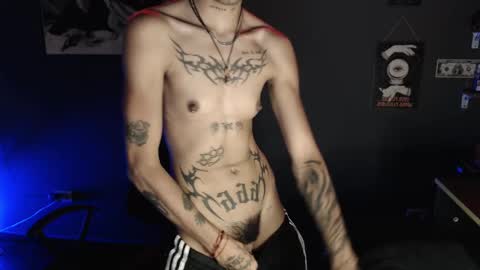 Snapshot of zeldrissss chatting on 11-16-25, 11:54 Zeldris online show from 11-16-25, 11:54