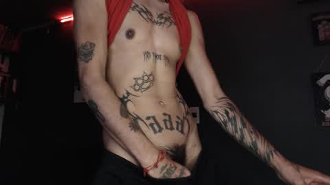 Snapshot of zeldrissss chatting on 11-21-25, 04:38 Zeldris online show from 11-21-25, 04:38