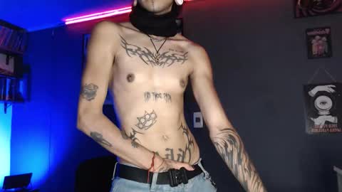 Snapshot of zeldrissss chatting on 11-30-25, 06:45 Zeldris online show from 11-30-25, 06:45