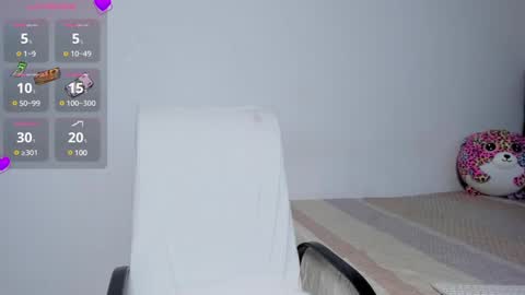 Snapshot of zendaya_kiman chatting on 01-03-25, 10:08 zendaya_kiman online show from 01-03-25, 10:08