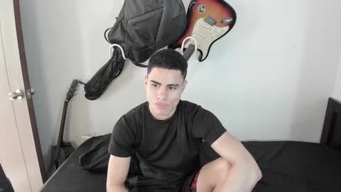 zenzhu online show from 12-21-24, 07:38