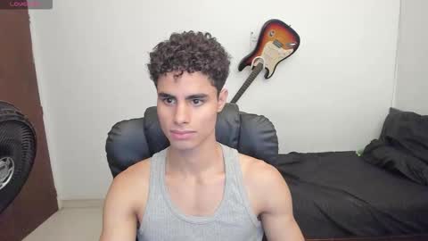 zenzhu online show from 09-30-25, 02:49