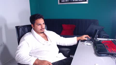 zenobaro online show from 02-06-25, 04:25