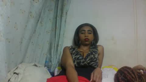 zeolineess online show from 10-11-25, 10:47