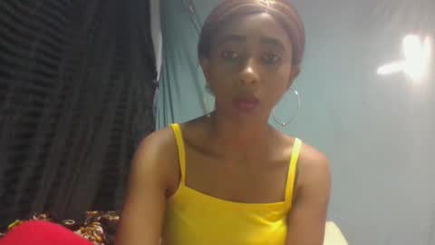 Snapshot of zeolineess chatting on 10-26-25, 03:56 zeolineess online show from 10-26-25, 03:56