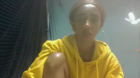 zeolineess online show from 10-27-25, 04:11