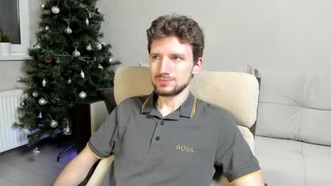 Snapshot of zepanl chatting on 12-21-24, 08:43 Andrew online show from 12-21-24, 08:43
