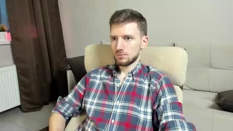 Snapshot of zepanl chatting on 09-16-25, 04:35 Andrew online show from 09-16-25, 04:35