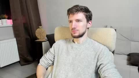 Snapshot of zepanl chatting on 11-11-25, 03:50 Andrew online show from 11-11-25, 03:50