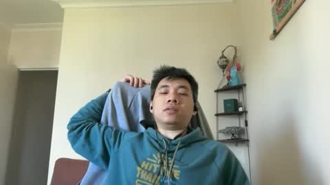 Snapshot of zeroventure chatting on 09-18-25, 01:40 zeroventure online show from 09-18-25, 01:40