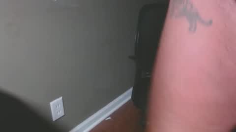 Snapshot of zerozero5555 chatting on 02-17-25, 10:58 bambi cumslut online show from 02-17-25, 10:58