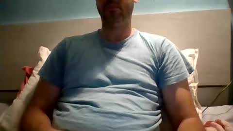 zeus online show from 10-10-25, 03:49