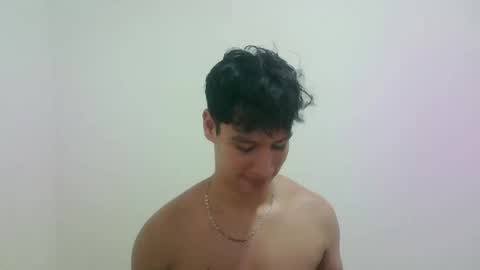 zeus_183 online show from 09-16-25, 01:28