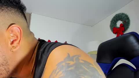 zeus strong online show from 12-11-24, 11:43