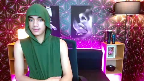 zavier skinny asian online show from 02-06-25, 11:15