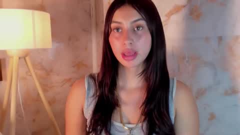 Snapshot of zharyt_18 chatting on 09-26-25, 11:20 Sharit Robins online show from 09-26-25, 11:20