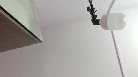 Snapshot of ziamiller chatting on 10-24-25, 11:17 zia online show from 10-24-25, 11:17