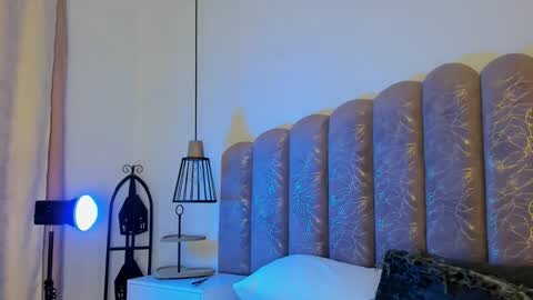 zia online show from 12-04-25, 10:24