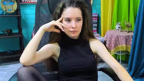 zianichols online show from 02-12-25, 06:19