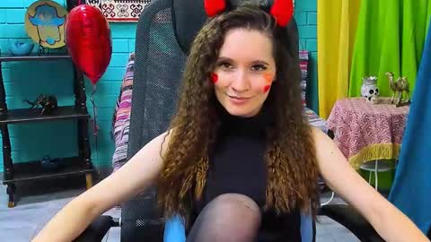 zianichols online show from 02-14-25, 06:40