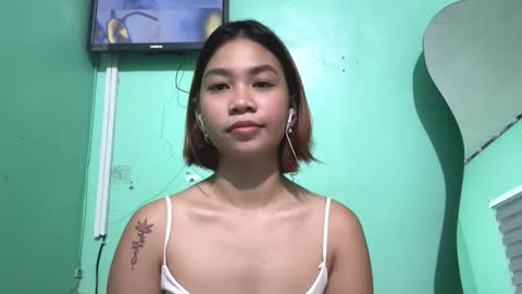 Mia online show from 12-17-25, 02:12