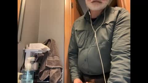 zinger283069 online show from 11-05-25, 12:21