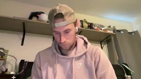 Snapshot of zmac0214 chatting on 10-16-25, 12:06 Gregm0419 online show from 10-16-25, 12:06