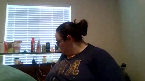 zodiacfan online show from 10-29-25, 04:42