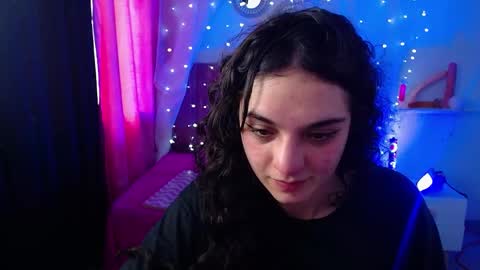 zoe_0111 online show from 01-14-25, 09:30