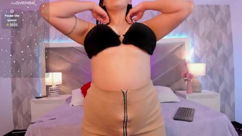zoe_banks_ online show from 03-04-25, 06:58