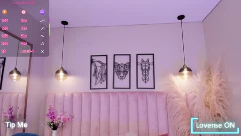 zoe_banks_ online show from 09-11-25, 12:49