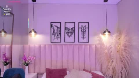 zoe_banks_ online show from 09-18-25, 12:40