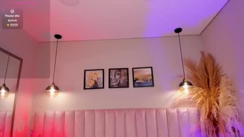 zoe_banks_ online show from 10-07-25, 12:35