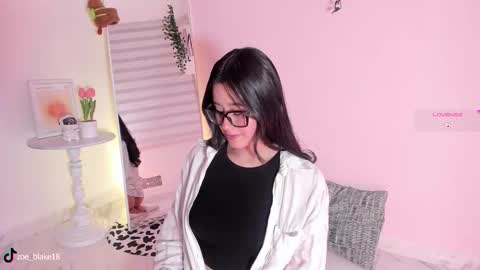 Zoe online show from 10-17-25, 10:56