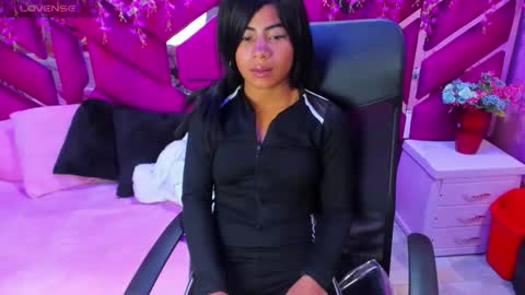 Zoe Browns online show from 11-05-25, 02:55