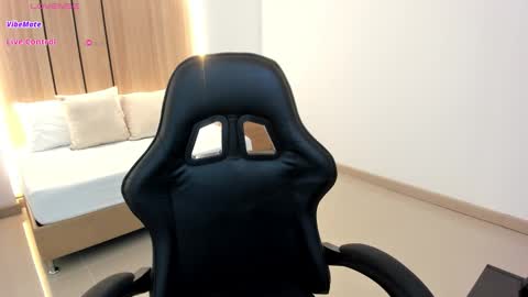 Snapshot of zoe_danae_ chatting on 03-23-26, 12:31 Zoe online show from 03-23-26, 12:31