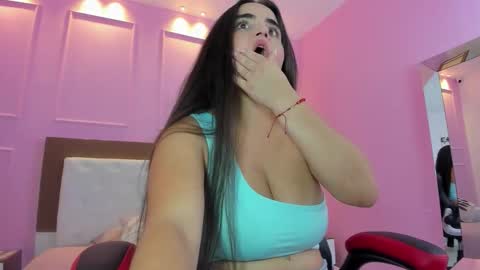 ZOE  online show from 10-21-25, 07:25