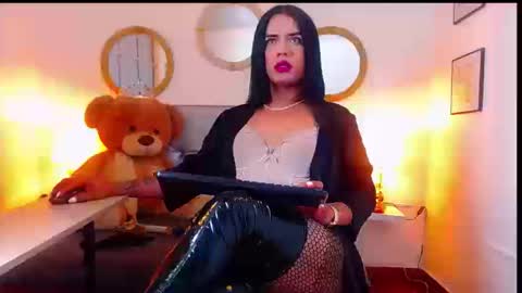 zoe_hecate online show from 09-27-25, 12:04