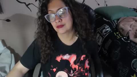 Zoe Koller online show from 10-23-25, 12:10