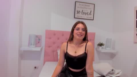 Zoe online show from 09-22-25, 11:45
