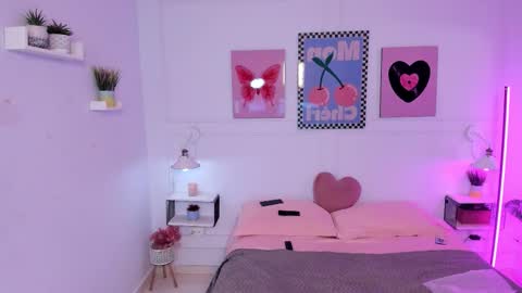 Zoe Lynch online show from 01-19-26, 11:25